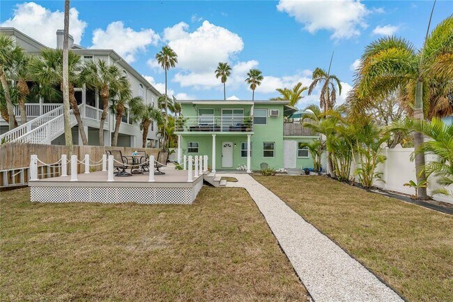 Foto del edificio - 8441 Bayshore Dr
