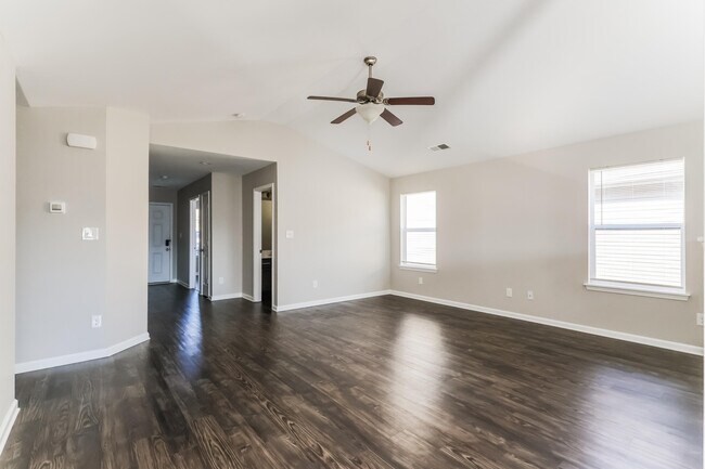 Foto del edificio - 2220 Walcot Way