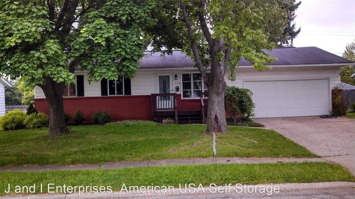 Primary Photo - 3 br, 2 bath House - 948 Cleveland Avenue