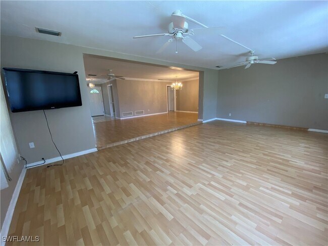 Building Photo - 4329 Palm Tree Blvd