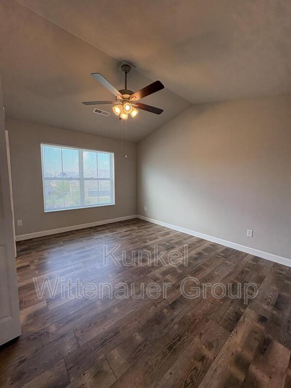 Building Photo - 208 Coral Sea Way