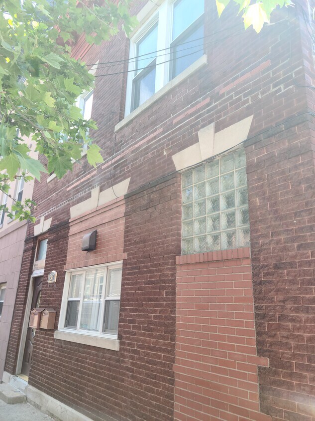 Primary Photo - 203 62nd St