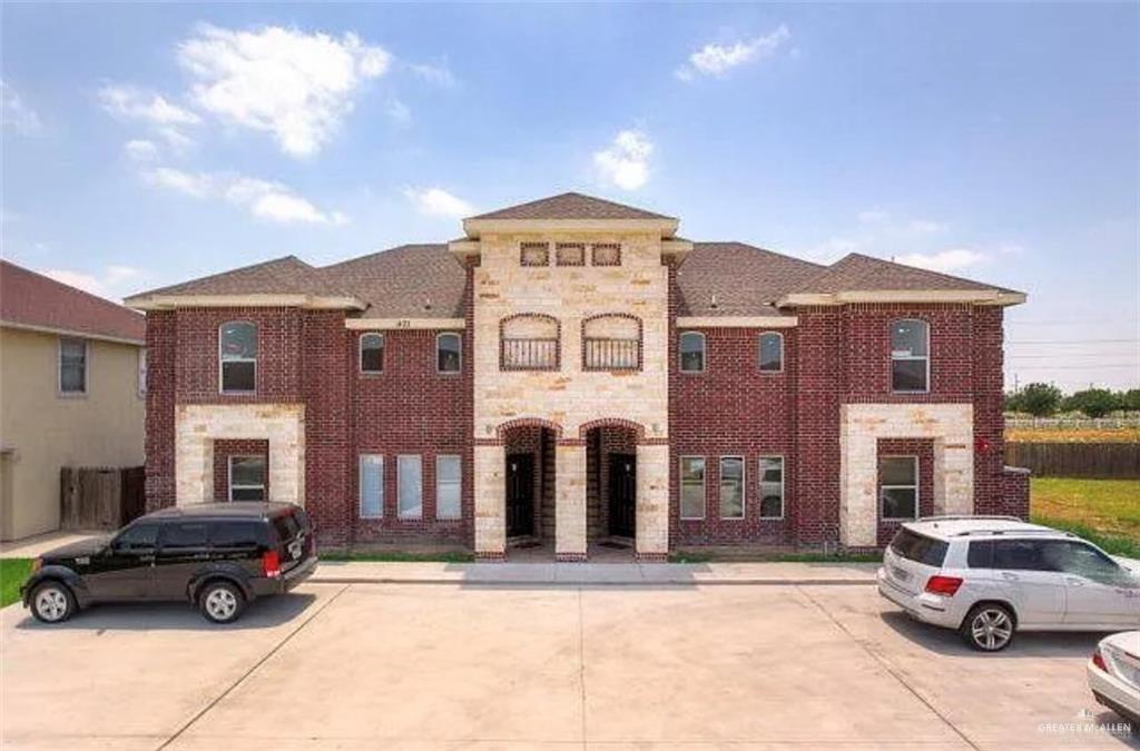 Primary Photo - 1403 W Kiwi Ave