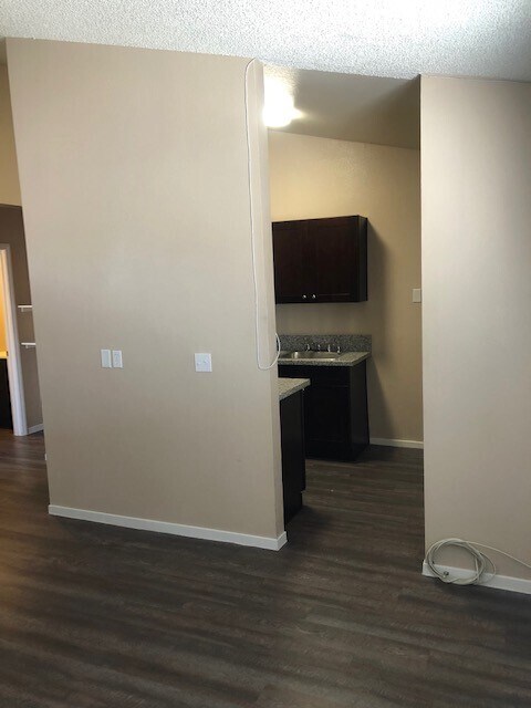 Living Room - 230 S Maryland Pky