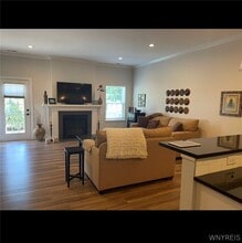 Building Photo - 5281-5287 Chestnut Ridge Rd
