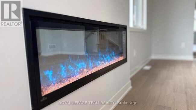 Photo du bâtiment - 122 Tonic Cres