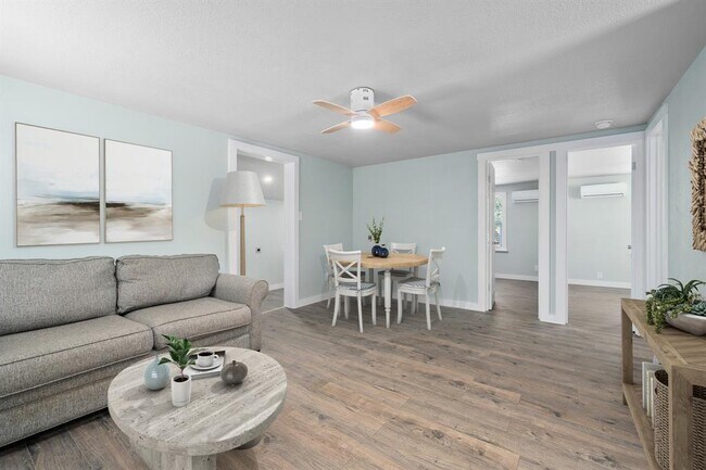 Foto del edificio - 248 Post Oak Ln