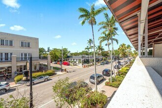 Building Photo - 555 5th Ave S