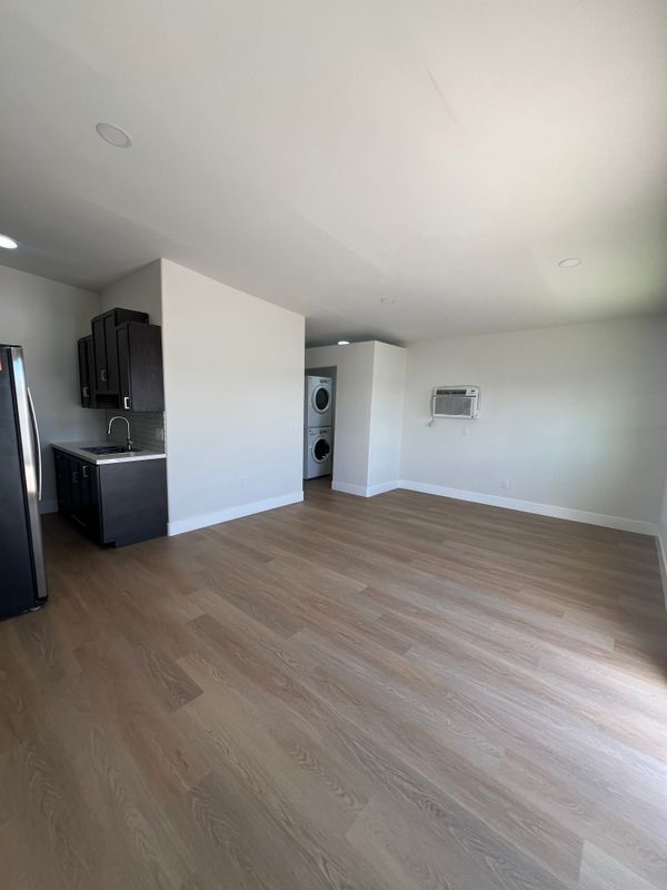 Foto del edificio - 2869 Ridgeway Dr
