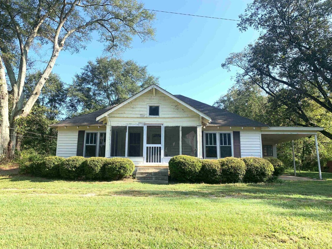 586 McKenzie Bridge Rd, Carrollton, GA 30116 House Rental in Carrollton, GA