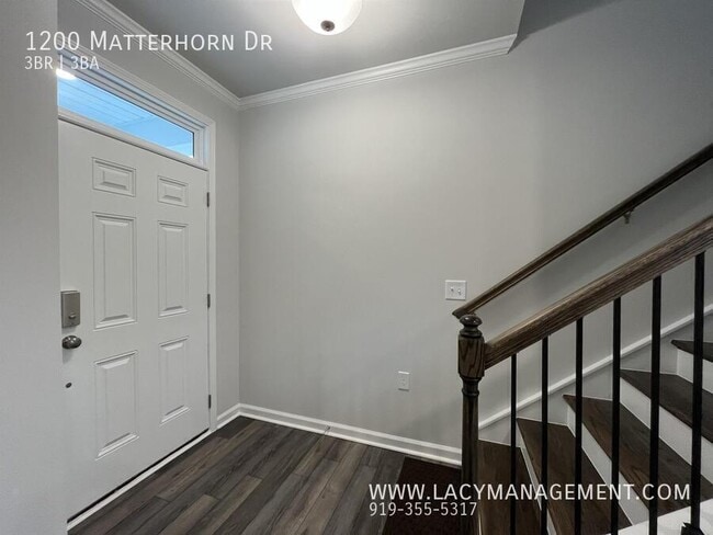Building Photo - 1200 Matterhorn Dr
