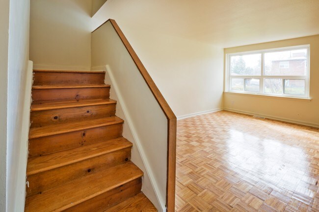 Photo d’intérieur II - 2029-2055 Victoria Park Ave