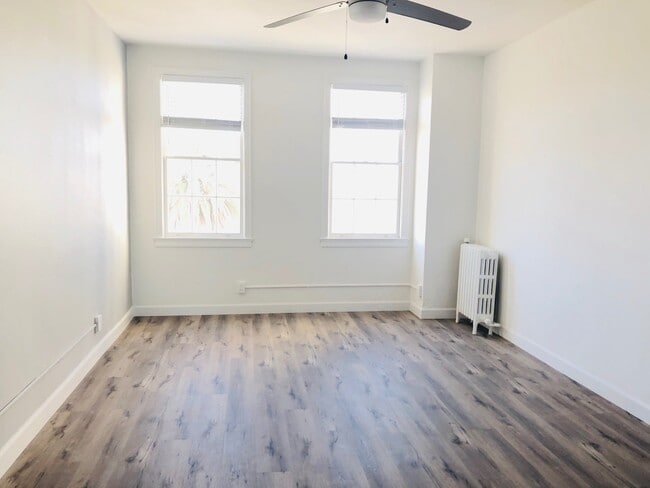 The Asbury Apartments Los Angeles Ca Apartments Com