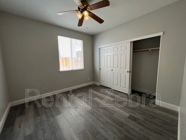 Foto del edificio - 1478 Trellis St