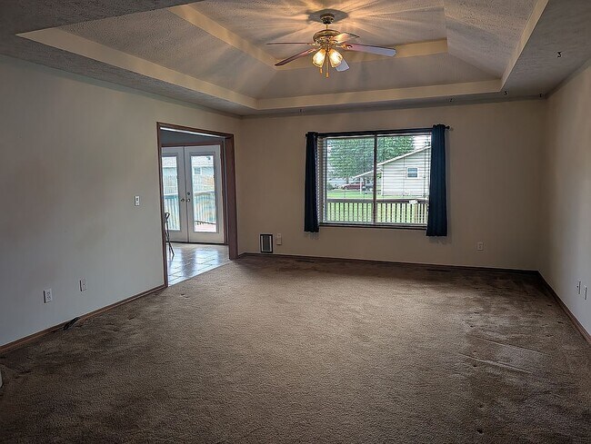 Foto del edificio - 7060 W Lone Oak St