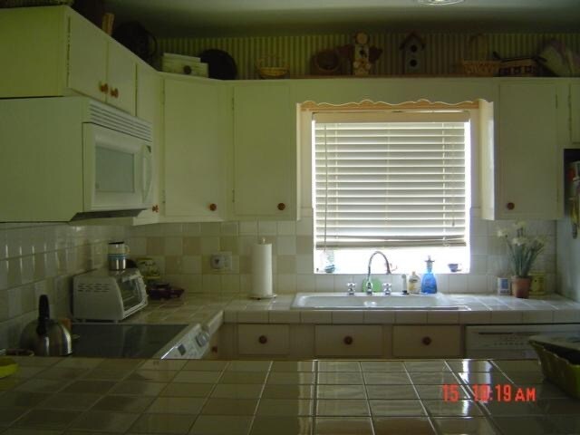 Foto del edificio - 1651 Knollwood Cir