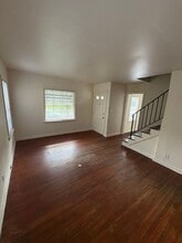 Building Photo - 2137 Homestead Dr