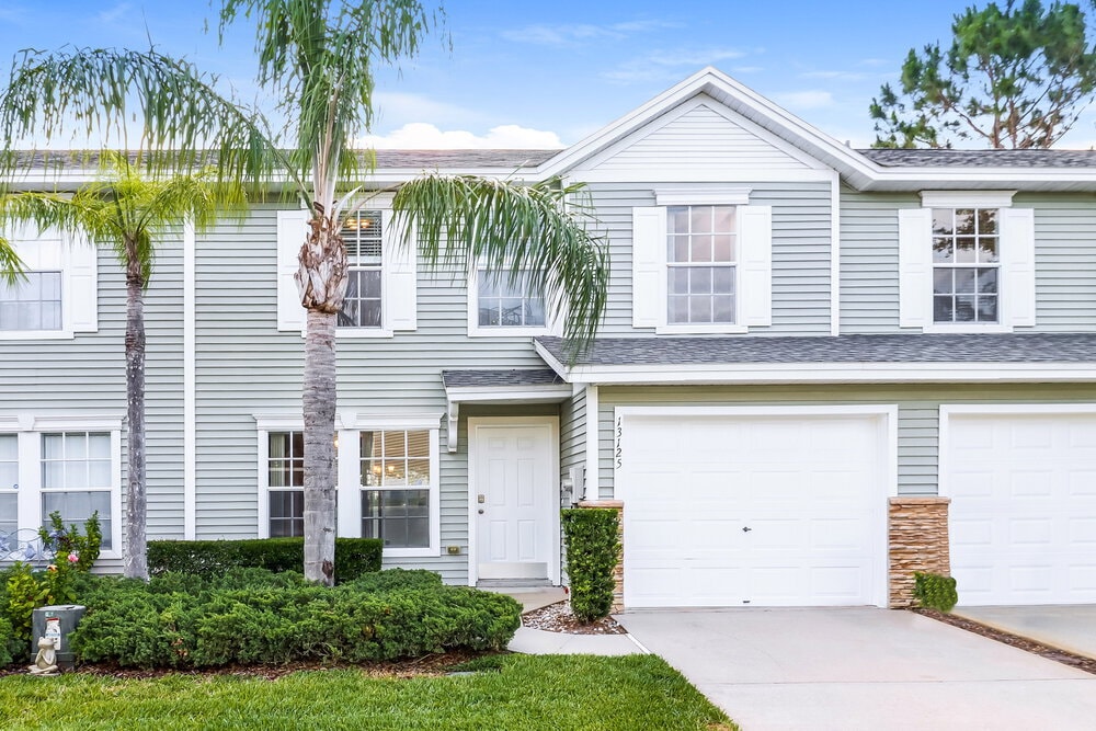 Foto principal - 13125 Thoroughbred Loop