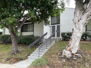 Building Photo - 7526 Jerez Ct