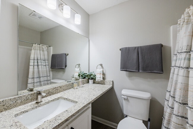 Building Photo - Georgetown Luxury Townhomes and Apartments