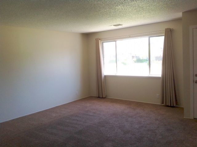 Building Photo - 2407 W Tokay St
