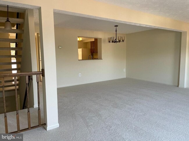 Building Photo - 874 Flagler Dr