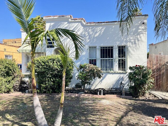 Foto del edificio - 6542 S Victoria Ave