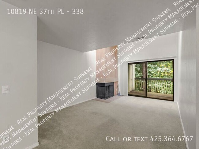 Building Photo - 10819 NE 37th Pl