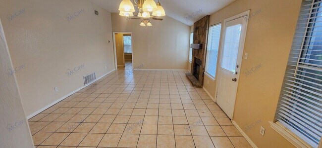 Building Photo - 7117 Wagonwheel Rd