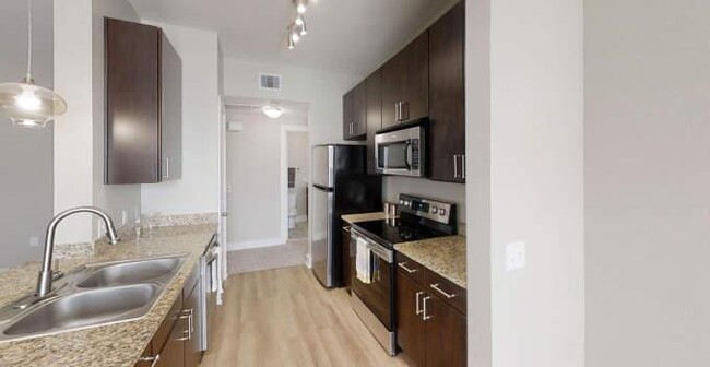 Foto del edificio - 1 bedroom in League City TX 77573