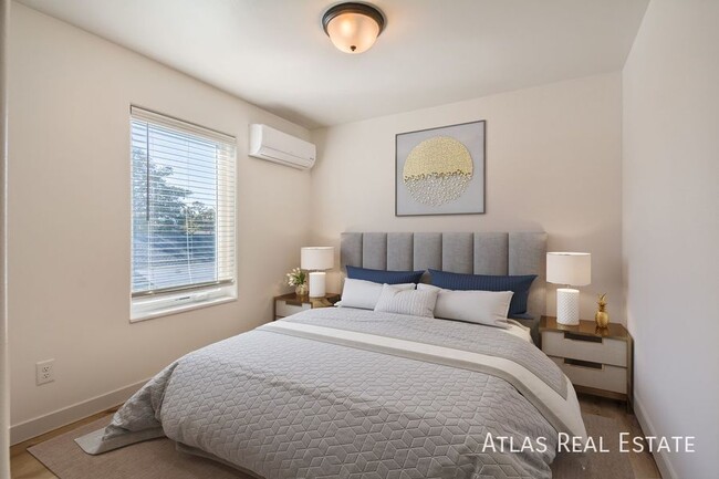 Foto del edificio - 4731 Columbine St
