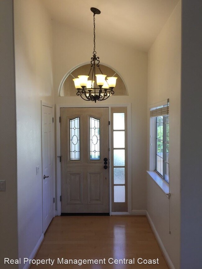 Foto del edificio - 3 br, 3 bath House - 768 Clearview Lane