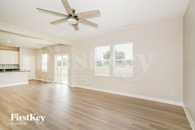 Building Photo - 16387 Sedalia Dr