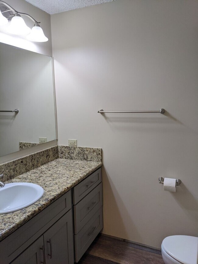 Photo - Pacific Grand Studio House