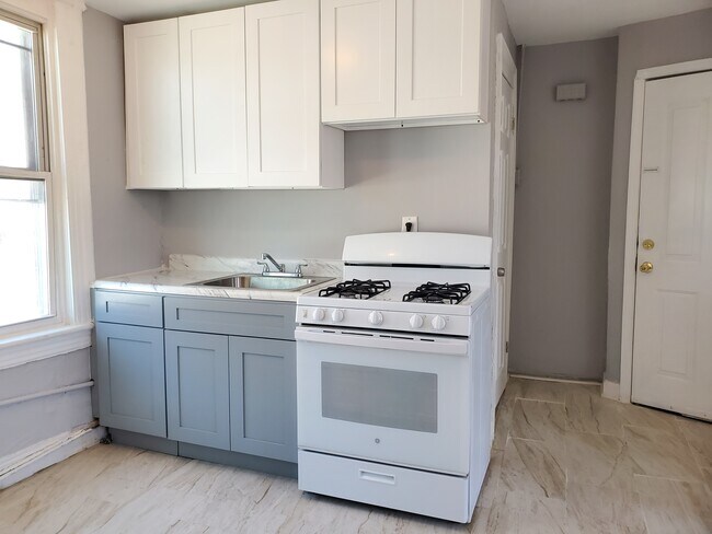 Unit 3L - 62 Rutgers Ave