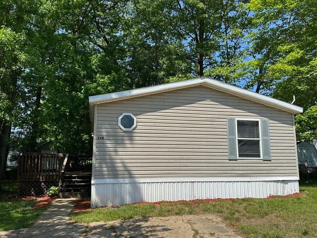 Building Photo - 3 bed/2 bath Double wide
