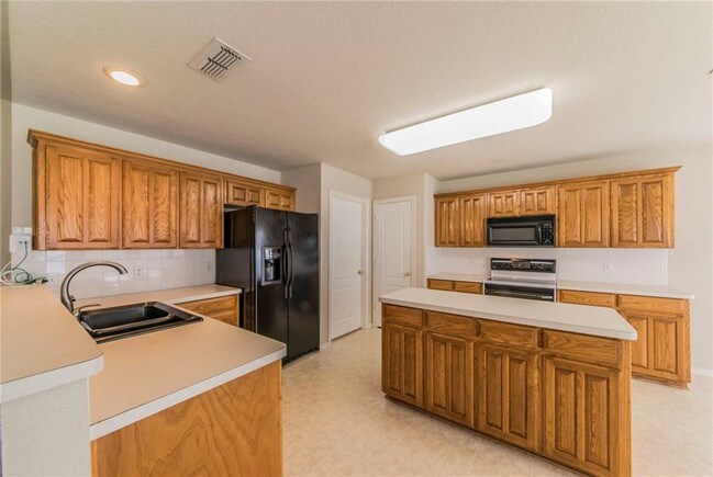 Foto del edificio - 6913 Laurel Canyon Terrace