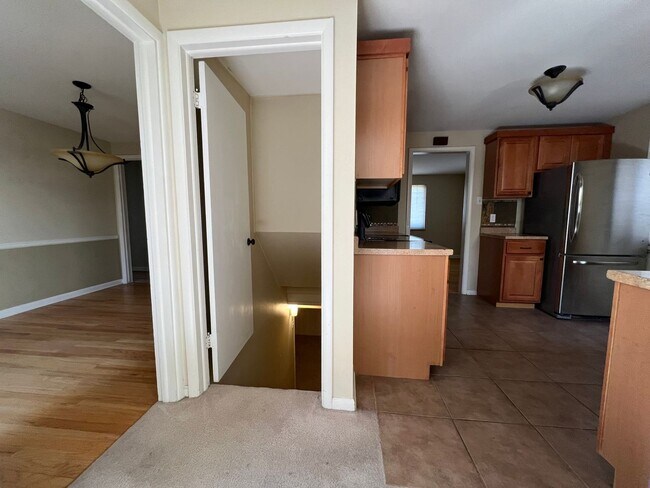 Building Photo - Mid Century Modern Ranch in Virginia Village!