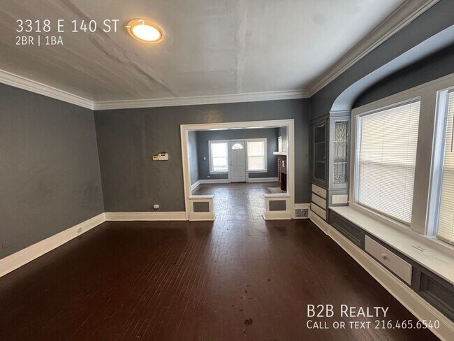 Building Photo - 3318 E 140th St