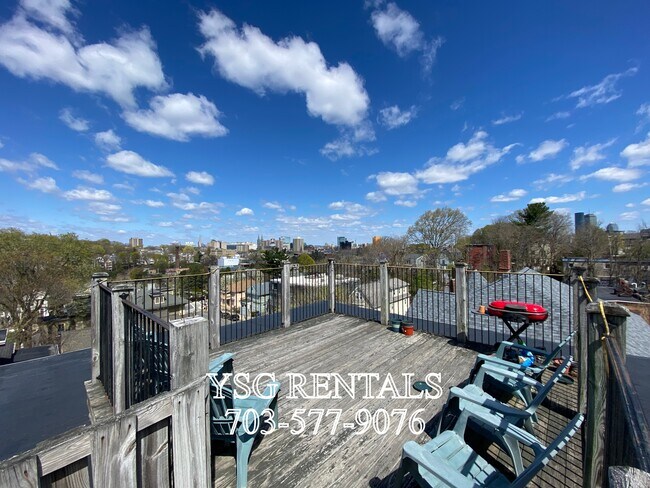 Foto del edificio - 4 Romar Ter