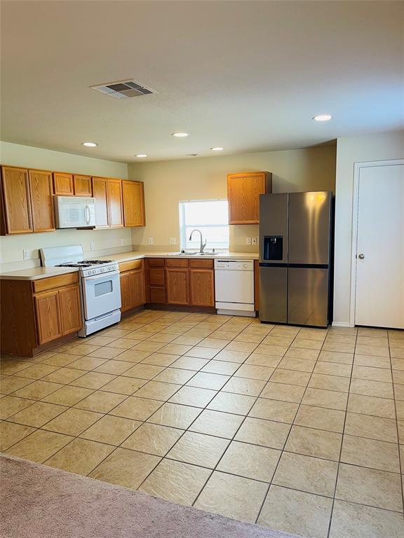 Foto del edificio - 718 Grand Plains Dr