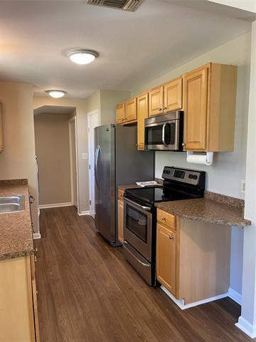 Foto del edificio - 1509 Mitchell Dr