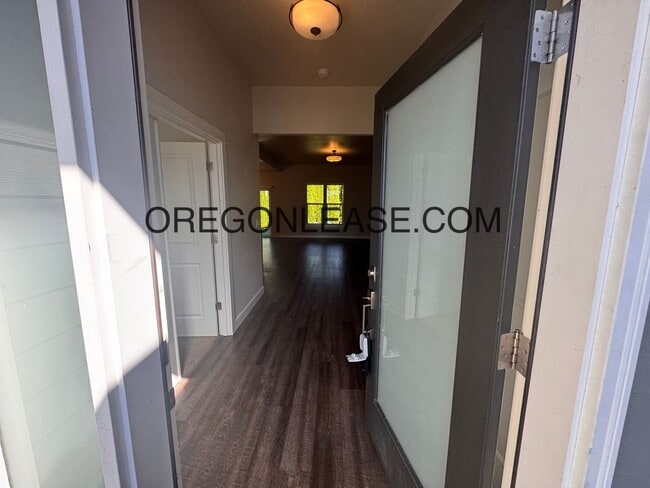 Building Photo - 3 Bedrooms | 2 Bathrooms | 1,800 Sq. Ft. |...
