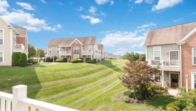 Building Photo - 756 Whitetail Dr