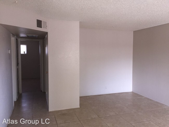 Foto del edificio - 5220 Pebble Beach Blvd