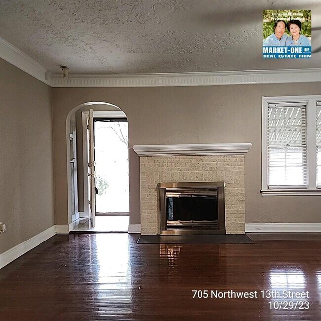 Foto del edificio - 705 NW 13th St
