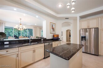 Building Photo - 2843 Tiburon Blvd E
