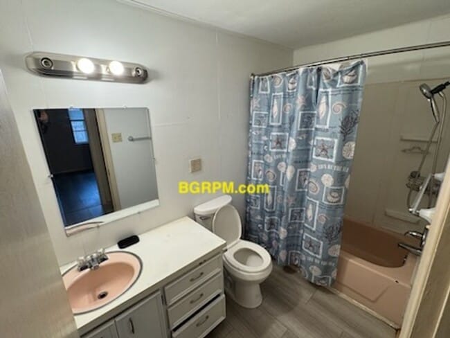 Building Photo - 2 BD, 1  BA, Home in Jacksonville