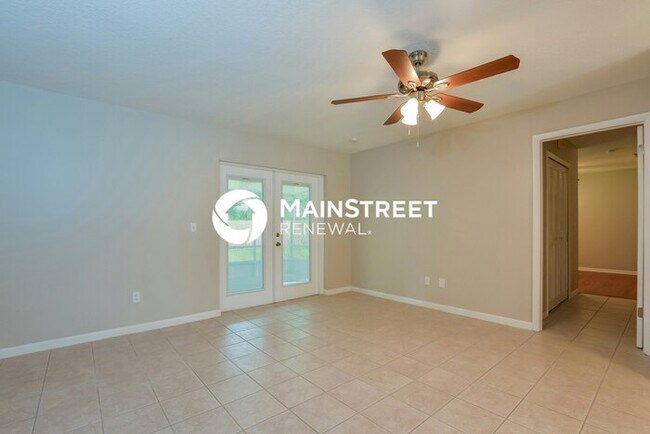 Foto del edificio - 4 Bedroom Pet-Friendly Home in WINTER SPRINGS, FL with Main Street Renewal