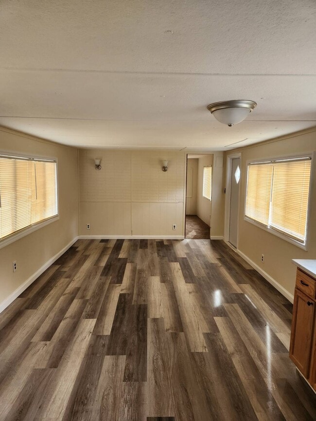 Building Photo - 114 Grace Park Ln